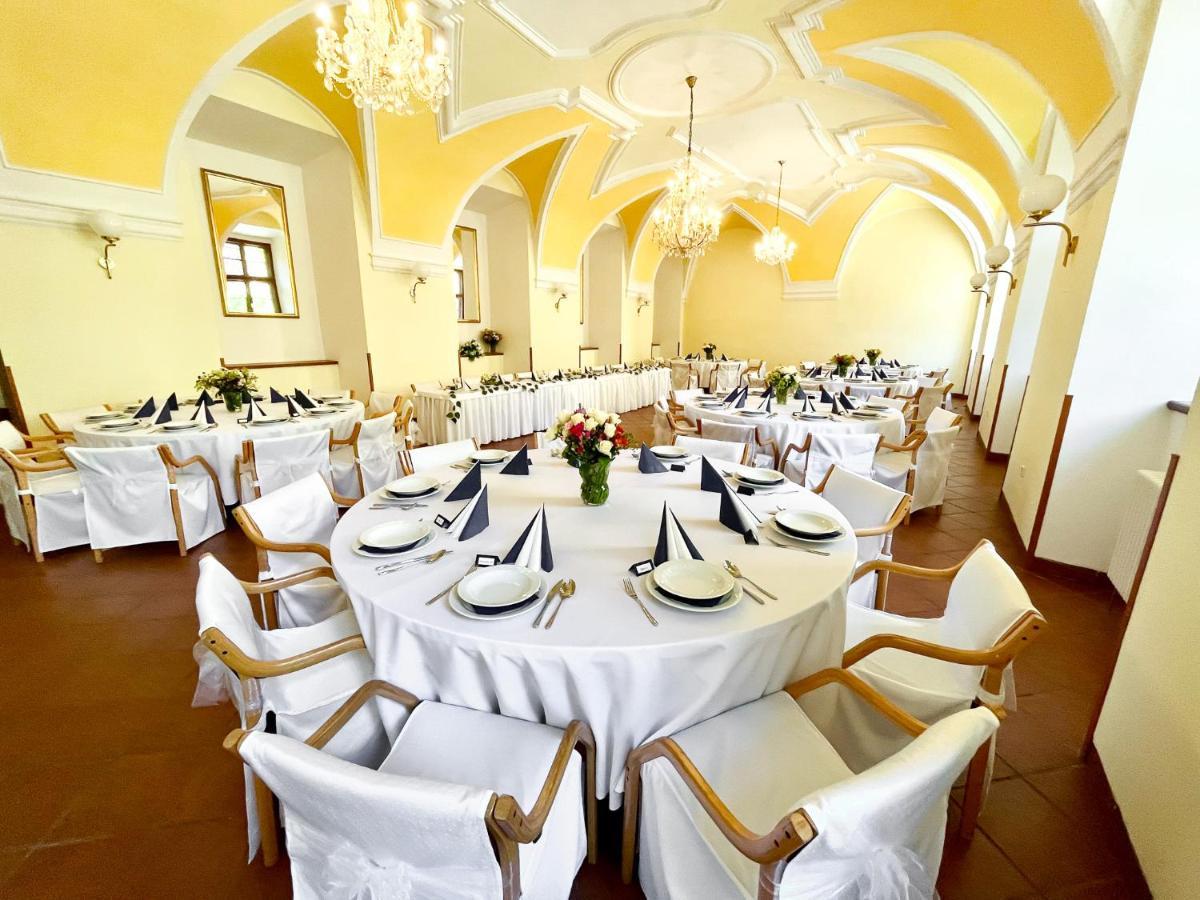 Nové Adalbertinum Hradec Králové Extérieur photo